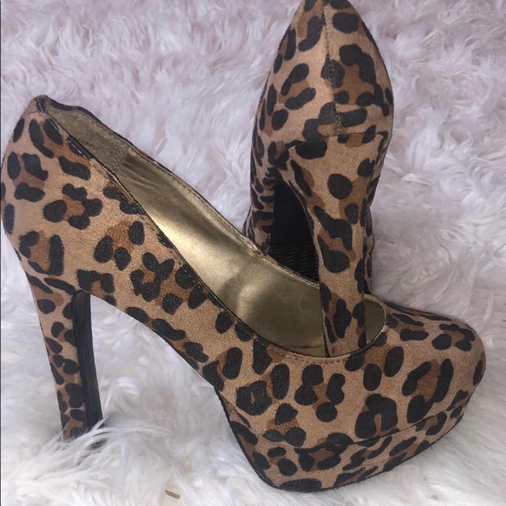 Mossimo Cheetah Print Heel